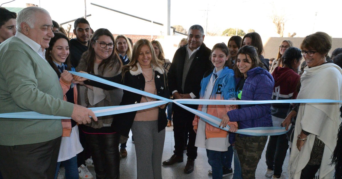 Importante marco de público en la Feria Zonal de Ciencias en Alta ...