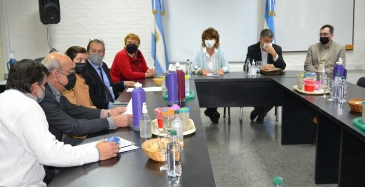 Finalmente se realiza hoy la paritaria docente - Zonal Noticias