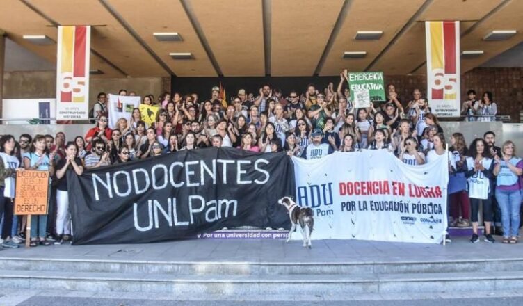 Una semana de paro en universidades nacionales, incluida la UNLPam ...