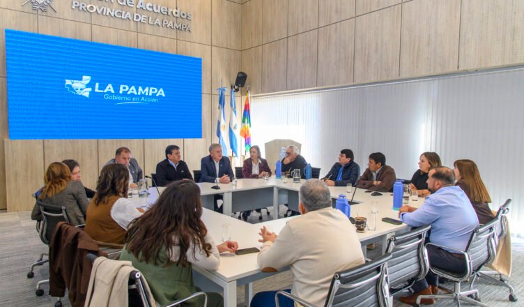 Ziliotto firmó un convenio con UATRE y RENATRE para fortalecer la capacitación y el empleo formal