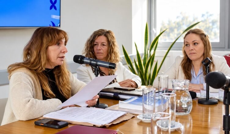 La Comisión Investigadora avanza con las entrevistas individuales: El ministro Alvarez decidió «no continuar su declaración»